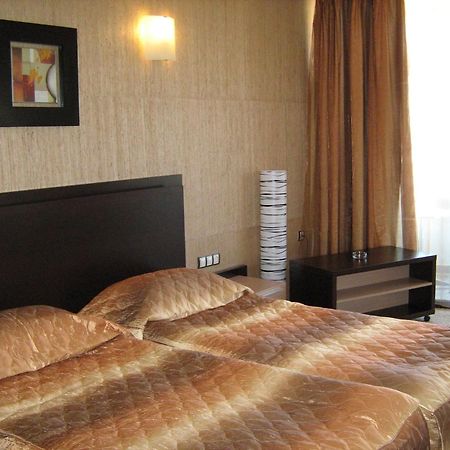 Marieta Palace Hotel Νεσέμπαρ Εξωτερικό φωτογραφία